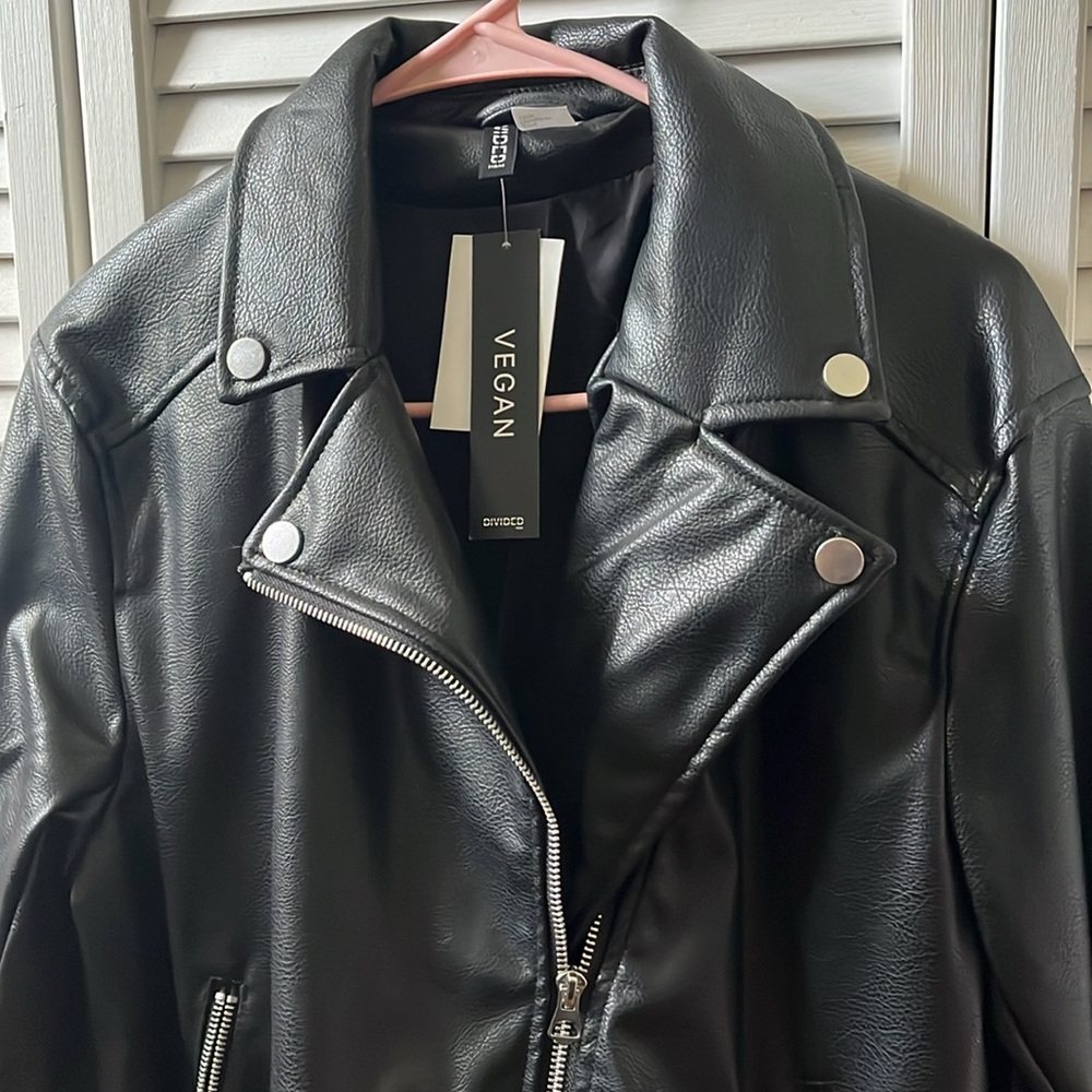 BRAND NEW (NWT) H&M Black Vegan Leather Jacket - Picture 8 of 11